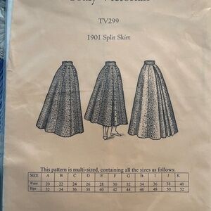 Victorian Costume Sewing Pattern Vintage 1901 Split Skirt